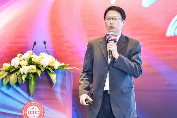IDCC2021｜世紀互聯(lián)高昆：數(shù)據(jù)中心儲能光伏規(guī)劃和實踐(圖1)